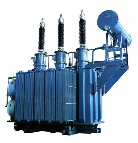 Transformador medio inmerso en aceite trifásico de la distribución de la fuente del voltaje y de tensión proveedor
